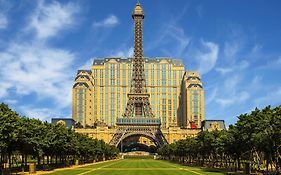 The Parisian Macao